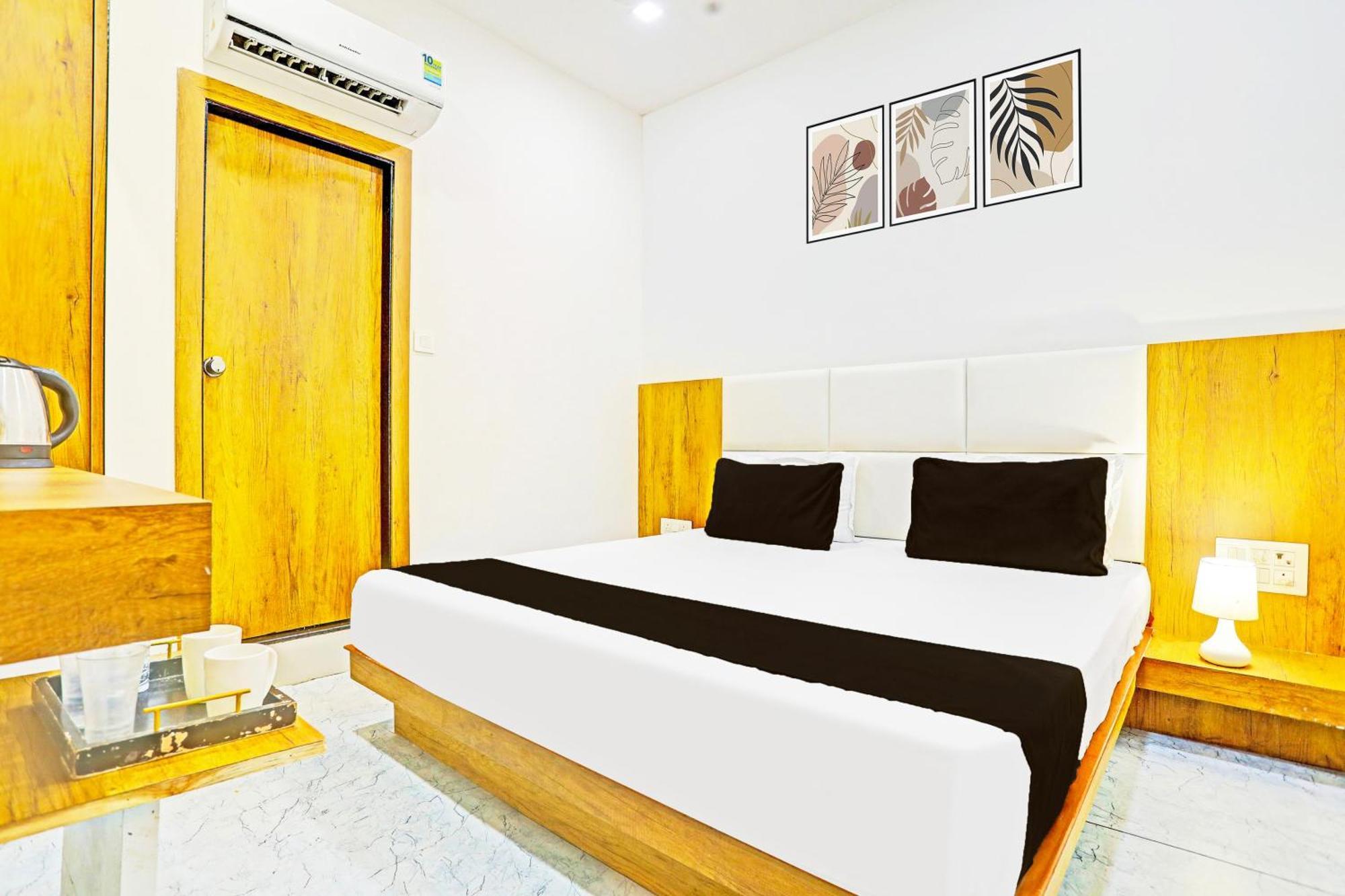 Super Collection O Adajan Formerly Hotel Western Inn Surat Luaran gambar